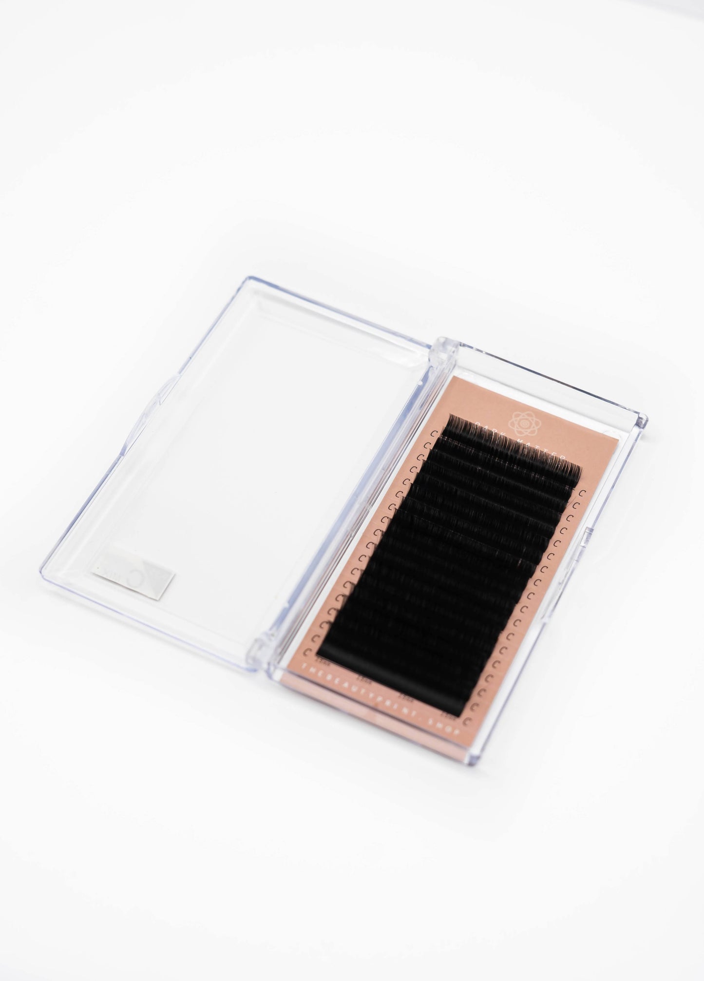 .05 DARK MATTER MEGA VOLUME LASHES (Mixed)